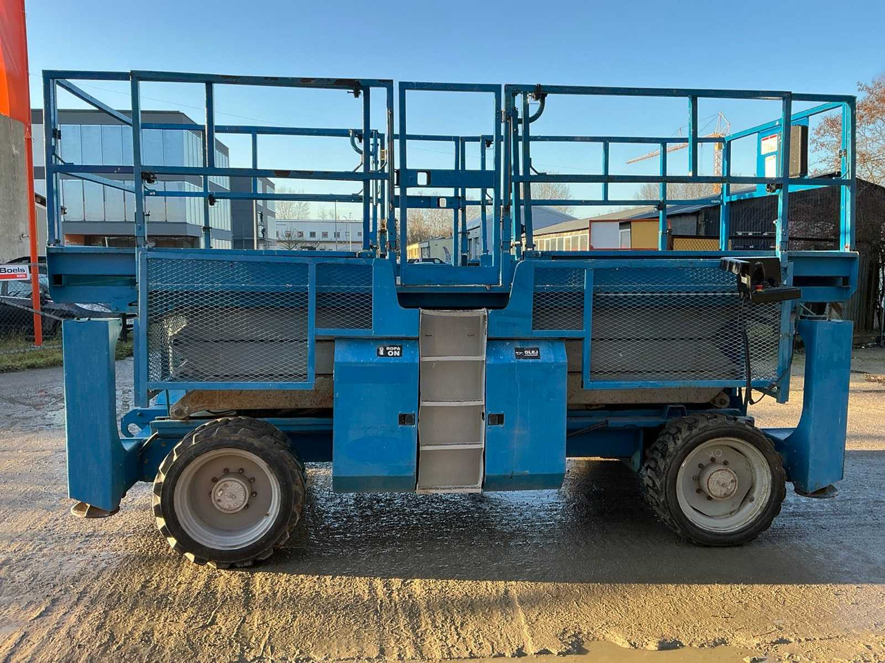 GENIE - GS3390RT - AERIAL WORK PLATFORMS - 2008 (DSW12008070) - Vazdušna platforma: slika 4 GENIE - GS3390RT - AERIAL WORK PLATFORMS - 2008 (DSW12008070) - Vazdušna platforma: slika 4