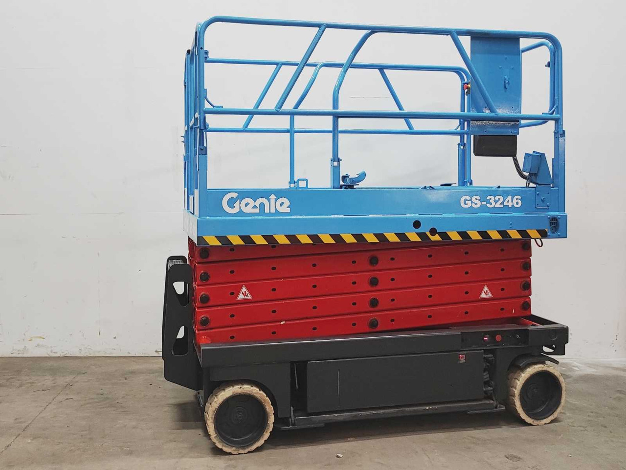 Genie GS-3246 - Vazdušna platforma: slika 3 Genie GS-3246 - Vazdušna platforma: slika 3