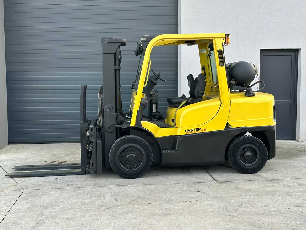 HYSTER - H4.0FT - FORKLIFT TRUCKS - 2010 - Viljuškar: slika 2 HYSTER - H4.0FT - FORKLIFT TRUCKS - 2010 - Viljuškar: slika 2
