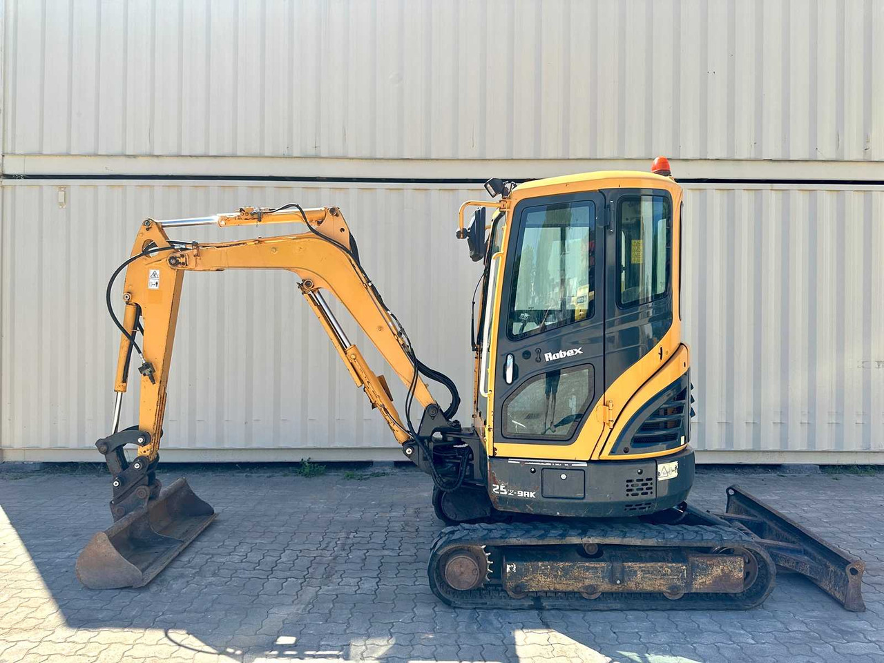 Mini bager Hyundai Robex25Z-9AK: slika 6