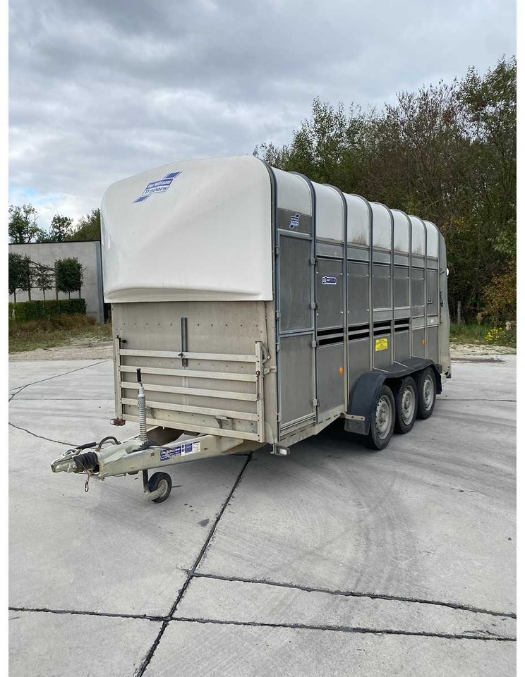 Ifor Williams TA510G14/3 7' L/R - Prikolica za prevoz stoke: slika 1 Ifor Williams TA510G14/3 7' L/R - Prikolica za prevoz stoke: slika 1