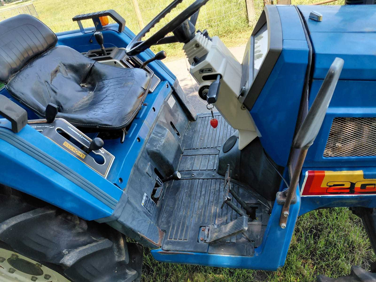 Iseki TU200 Landhope - Mali traktor: slika 5 Iseki TU200 Landhope - Mali traktor: slika 5