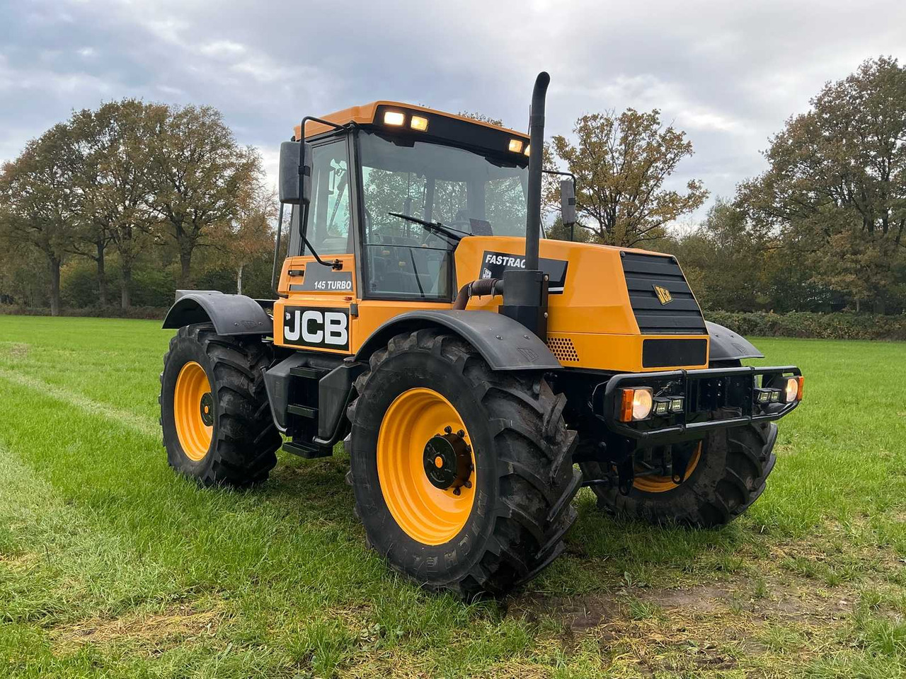 JCB 1993 JCB FASTRAC 145 TURBO ALL-WHEEL DRIVE TRACTOR - Traktor: slika 4 JCB 1993 JCB FASTRAC 145 TURBO ALL-WHEEL DRIVE TRACTOR - Traktor: slika 4