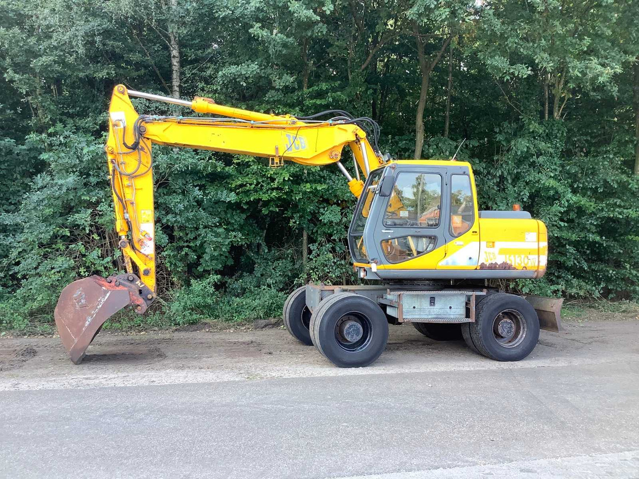 JCB JS130W - Bager točkaš: slika 2 JCB JS130W - Bager točkaš: slika 2