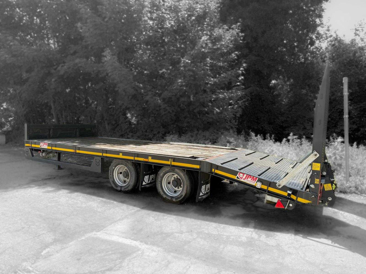 JMP TRAILERS - Platformska prikolica za farmu: slika 1 JMP TRAILERS - Platformska prikolica za farmu: slika 1