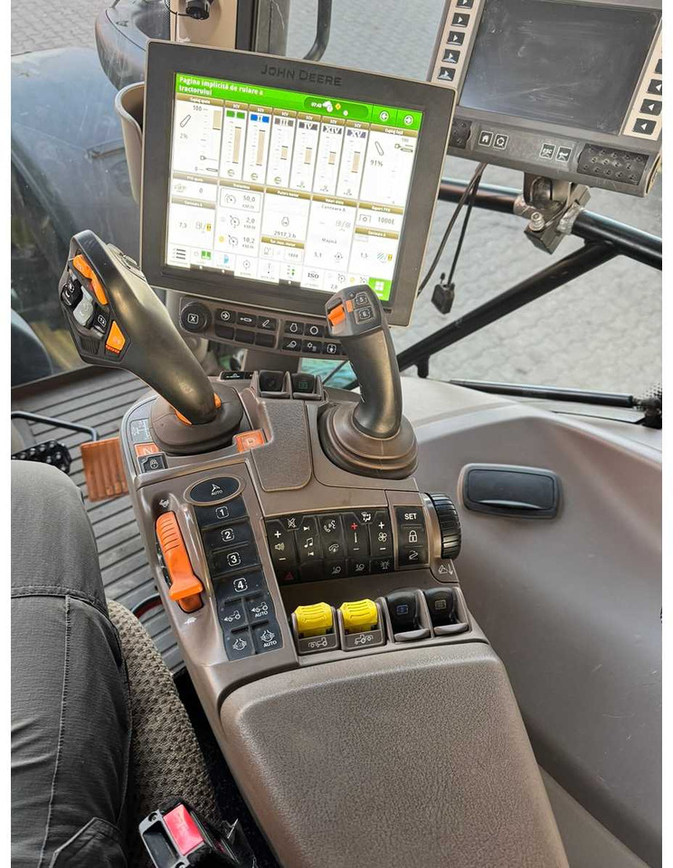 JOHN DEERE 6R 250 - E18 - Traktor: slika 4 JOHN DEERE 6R 250 - E18 - Traktor: slika 4