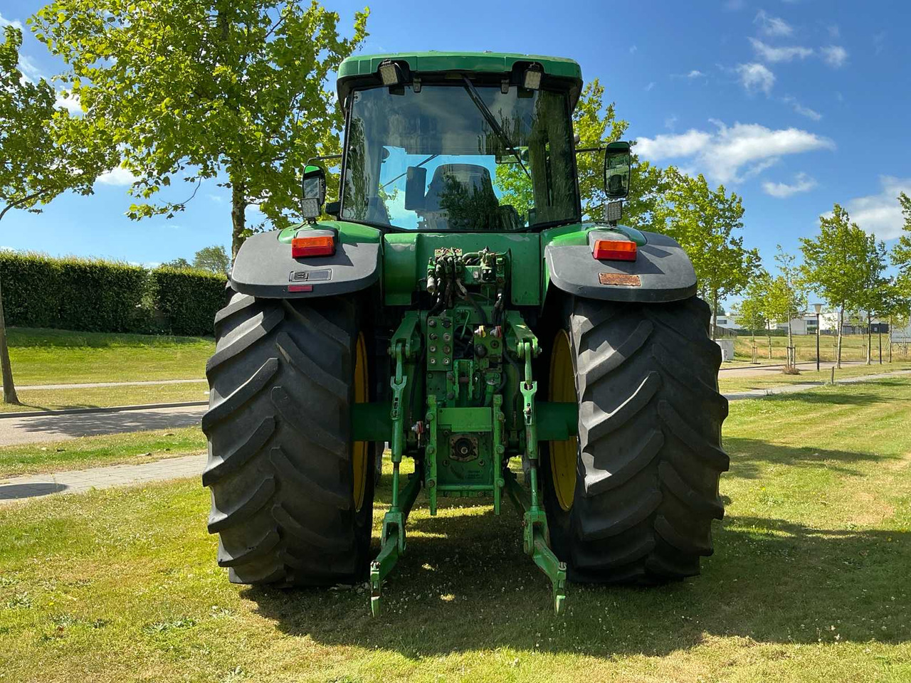 John Deere 2004 JOHN DEERE 7920 ALL-WHEEL DRIVE FARM TRACTOR - Traktor: slika 4 John Deere 2004 JOHN DEERE 7920 ALL-WHEEL DRIVE FARM TRACTOR - Traktor: slika 4