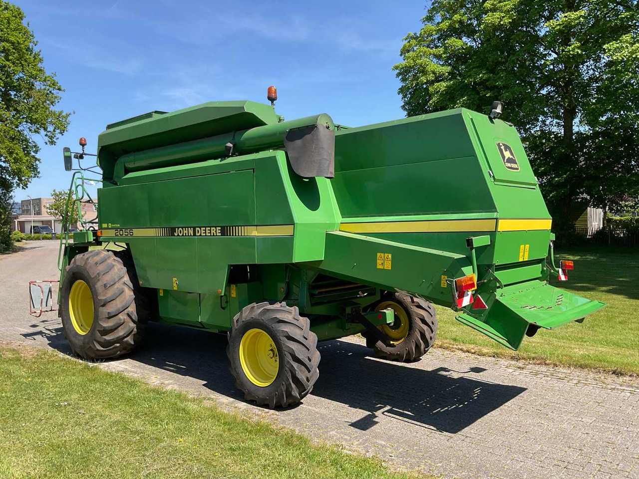 John Deere 2056 - Kombinovani kombajn: slika 3 John Deere 2056 - Kombinovani kombajn: slika 3