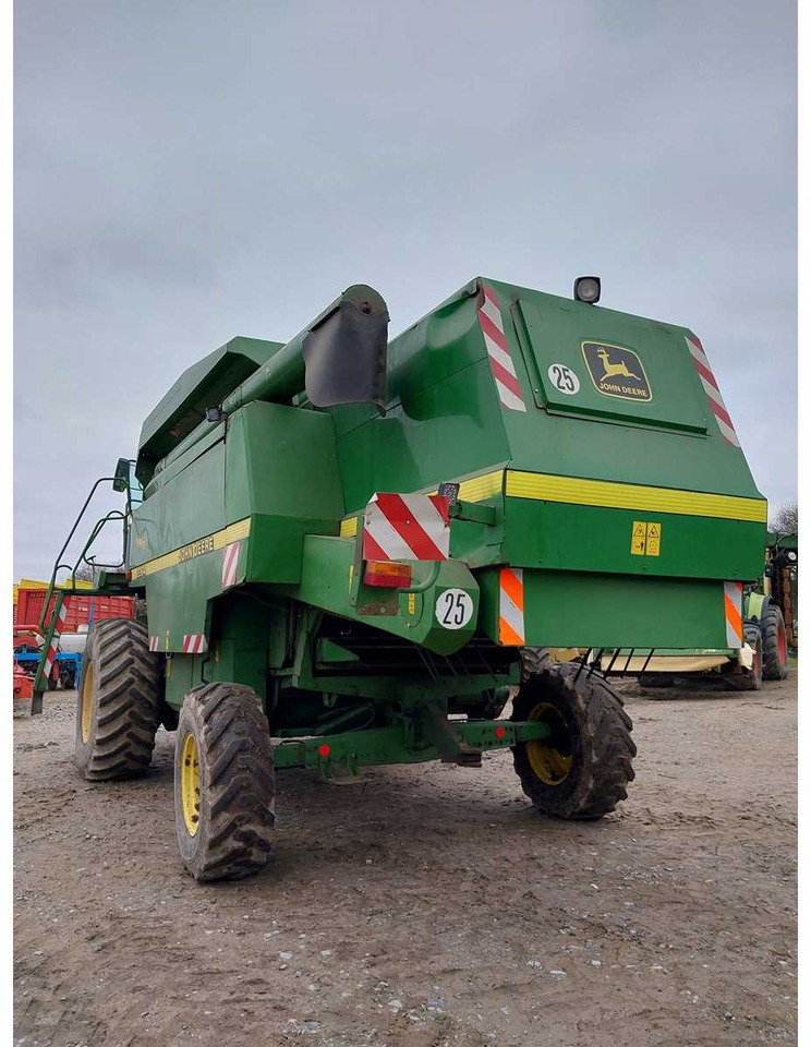 John Deere 2264 Hillmaster - Kombinovani kombajn: slika 4 John Deere 2264 Hillmaster - Kombinovani kombajn: slika 4