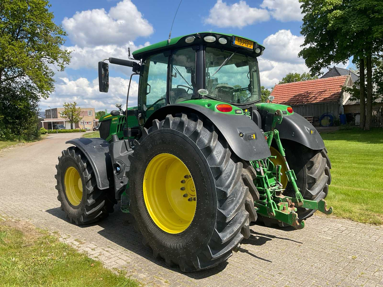 John Deere 6215R - Traktor: slika 3 John Deere 6215R - Traktor: slika 3