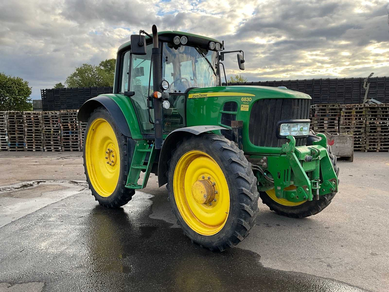 John Deere 6830 Premium - Traktor: slika 2 John Deere 6830 Premium - Traktor: slika 2