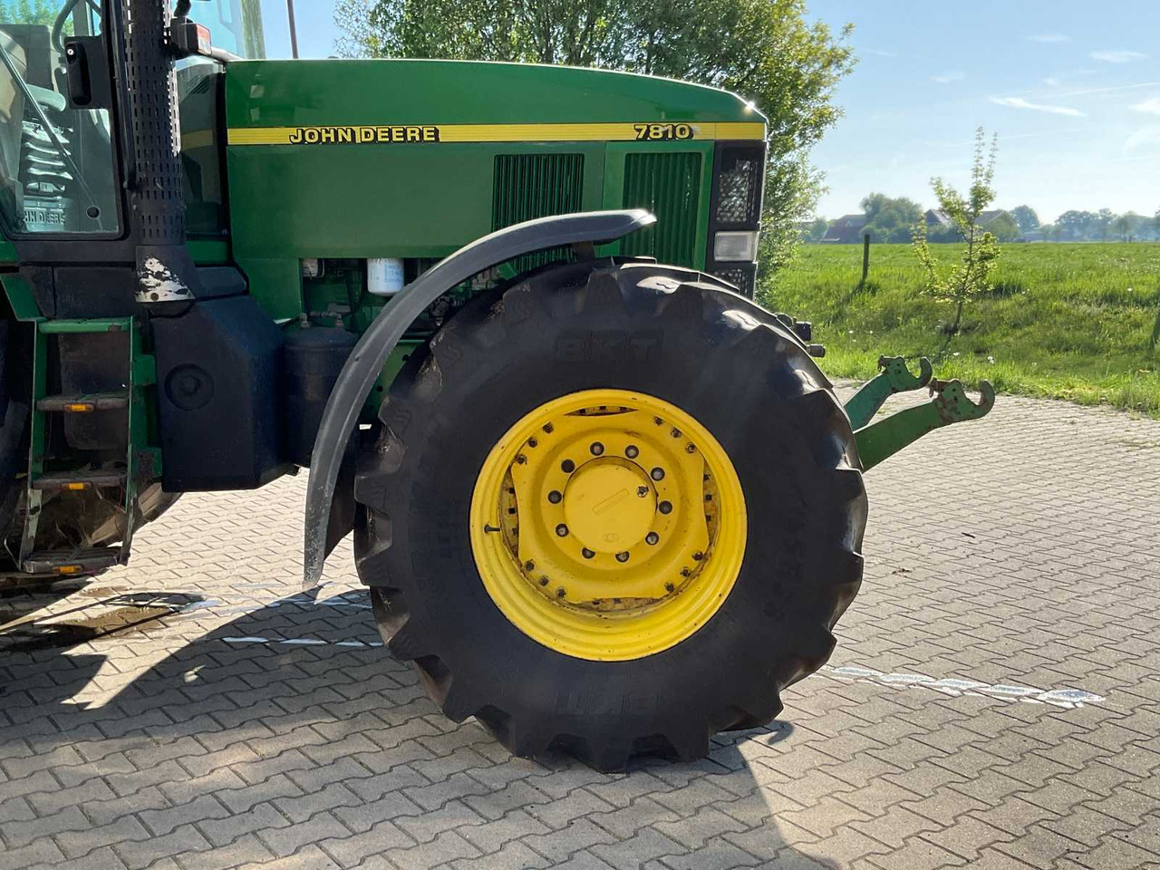 Traktor John Deere 7810: slika 10