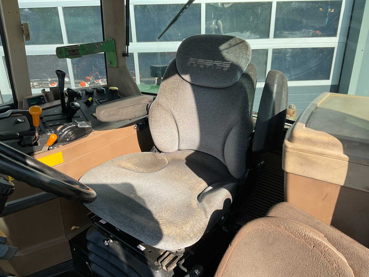 Traktor John Deere 7810: slika 18