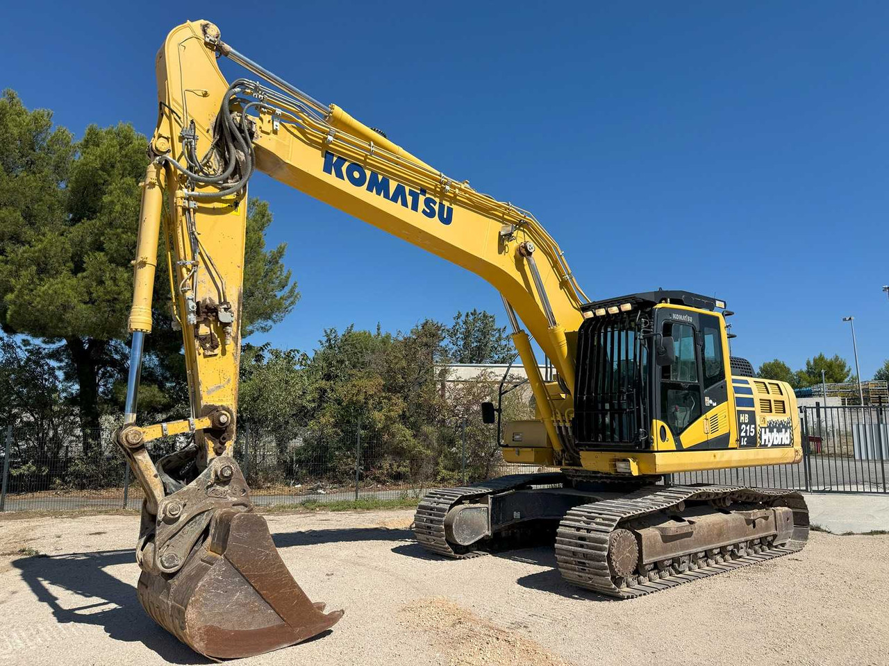 KOMATSU - 2017 - HB215LC-2 - CRAWLER EXCAVATOR - Bager: slika 1 KOMATSU - 2017 - HB215LC-2 - CRAWLER EXCAVATOR - Bager: slika 1