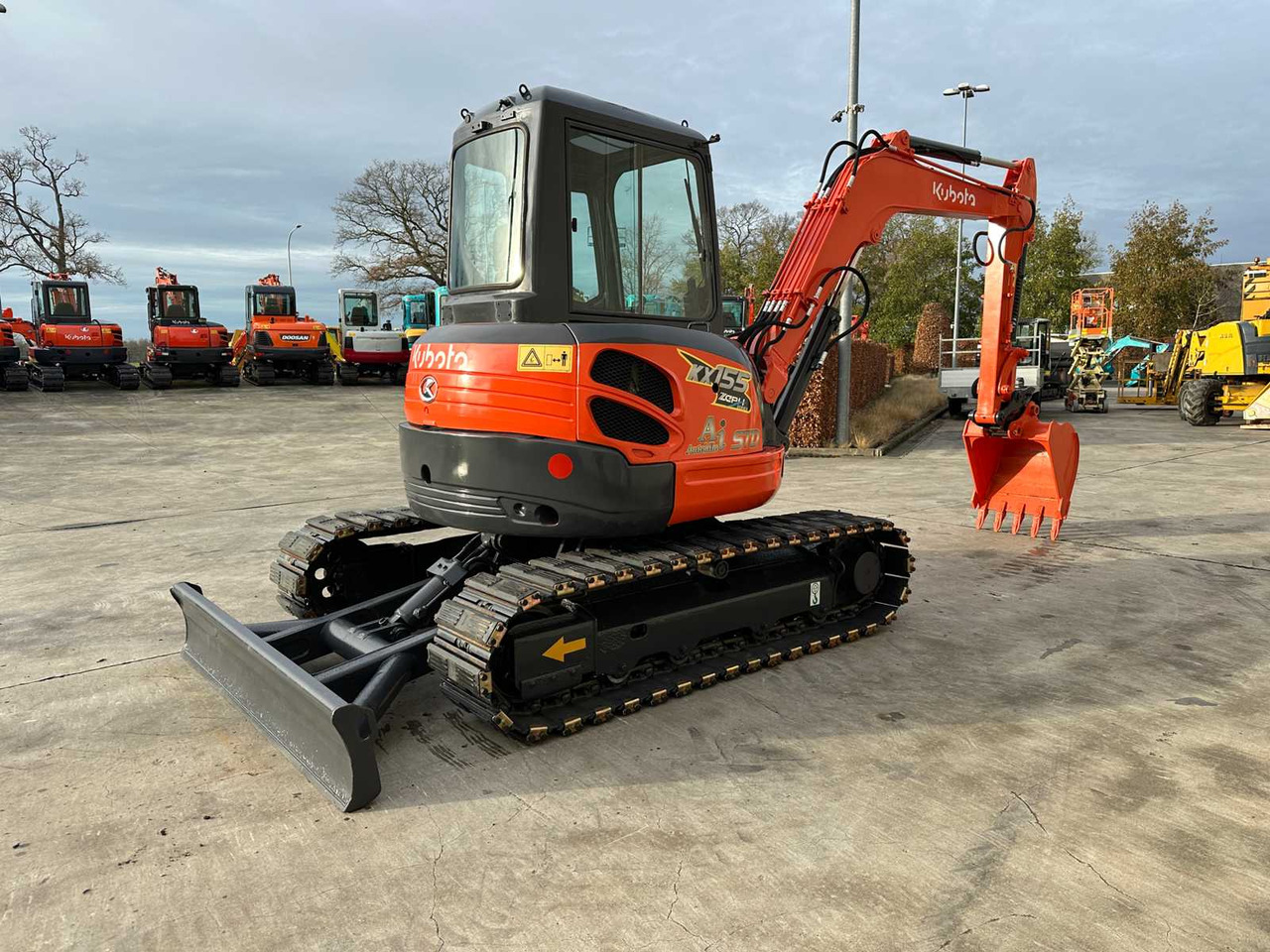 KUBOTA - 2016 - KX155-3SZ - MIDI EXCAVATOR - Bager: slika 4 KUBOTA - 2016 - KX155-3SZ - MIDI EXCAVATOR - Bager: slika 4