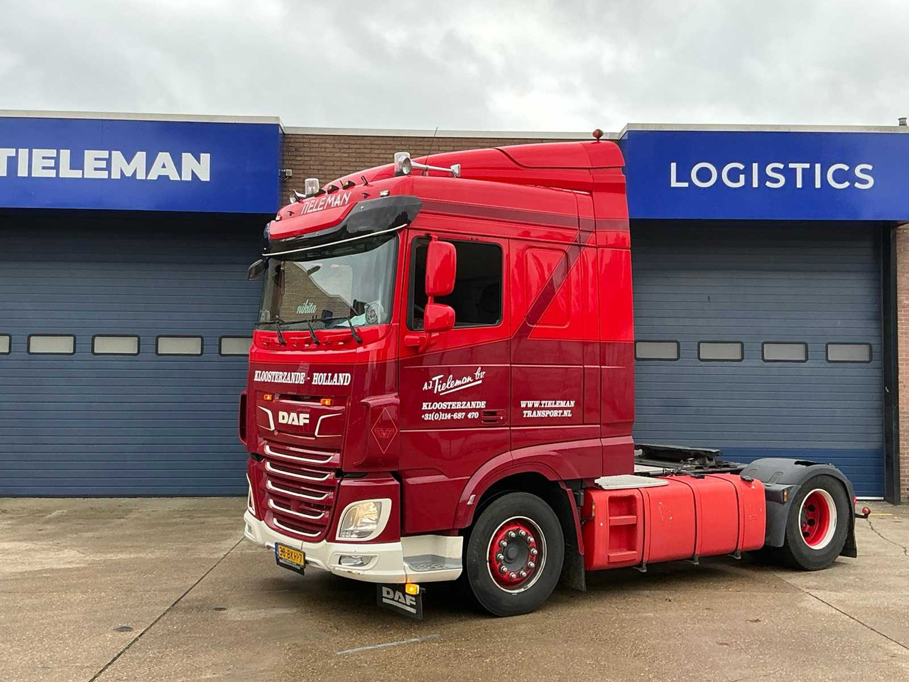 2017 DAF XF480FT SEMI-TRAILER TRACTOR - Kamion: slika 1 2017 DAF XF480FT SEMI-TRAILER TRACTOR - Kamion: slika 1