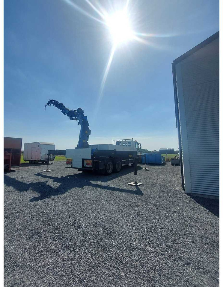 Kamion IVECO - TRACTOR - TRUCK - 2009 WITH PALLFINGER CRANE: slika 17