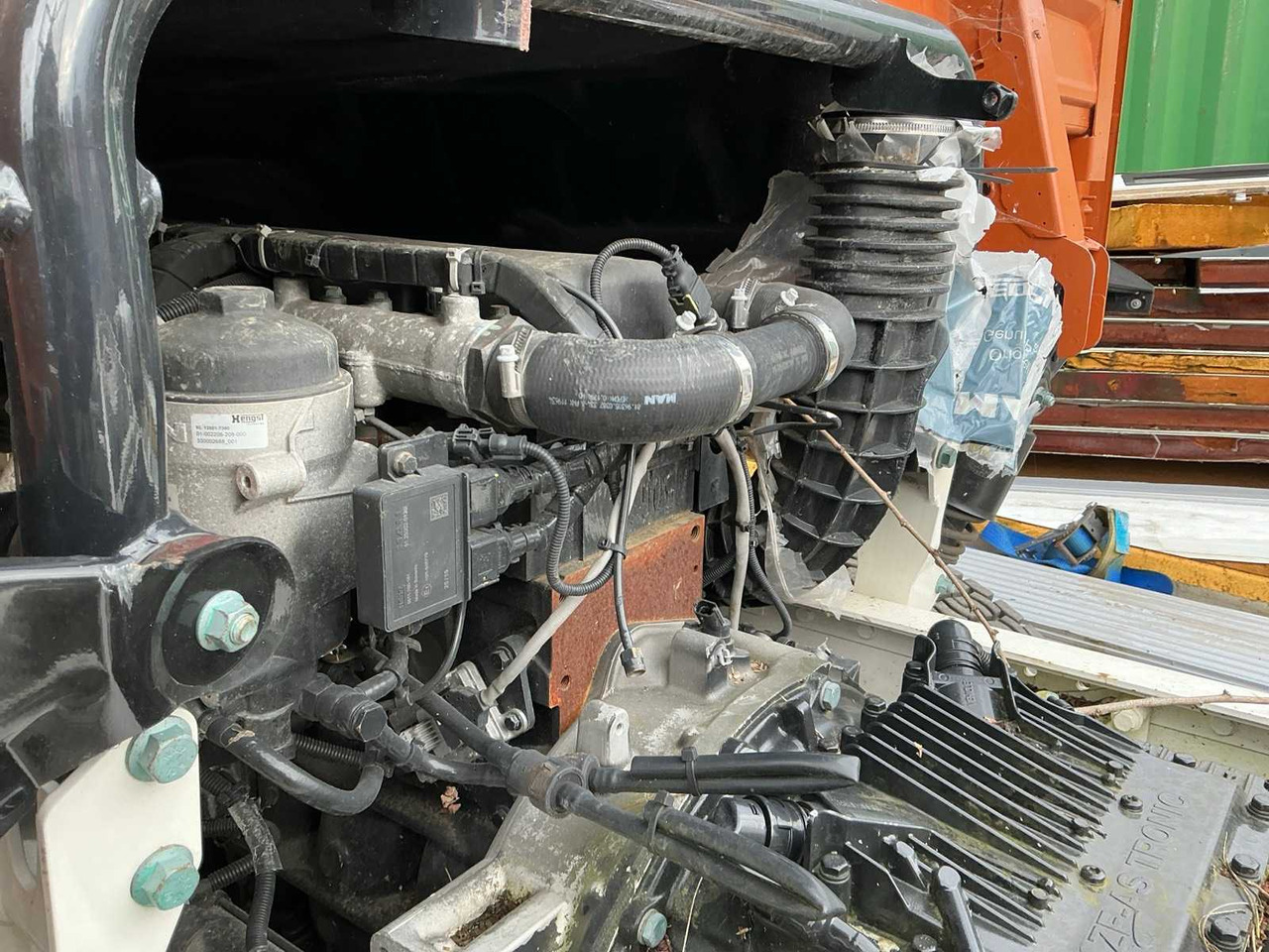 Kamion MAN TRUCK SPARE PARTS DISPENSER: slika 11