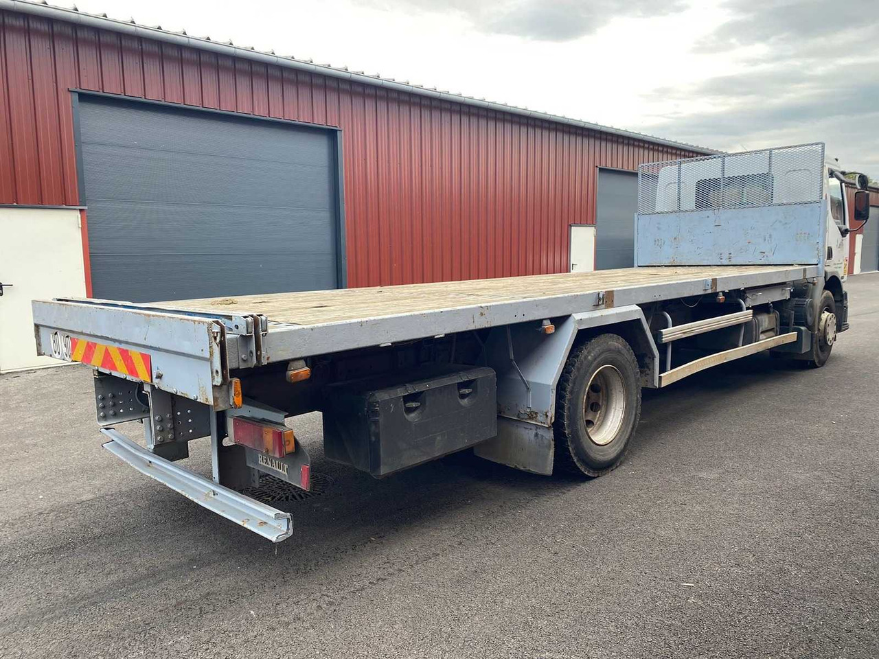 Kamion RENAULT 220 CDI FLATBED TRUCK: slika 6 Kamion RENAULT 220 CDI FLATBED TRUCK: slika 6