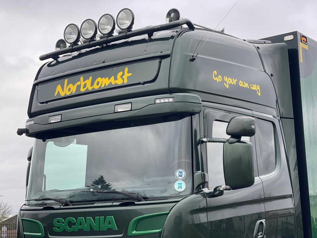 SCANIA - R520 - 2015 - 32-BFP-5 - FLOWER COMBI, VALVE, COMPLETELY, FULL AIR - Kamion: slika 2 SCANIA - R520 - 2015 - 32-BFP-5 - FLOWER COMBI, VALVE, COMPLETELY, FULL AIR - Kamion: slika 2