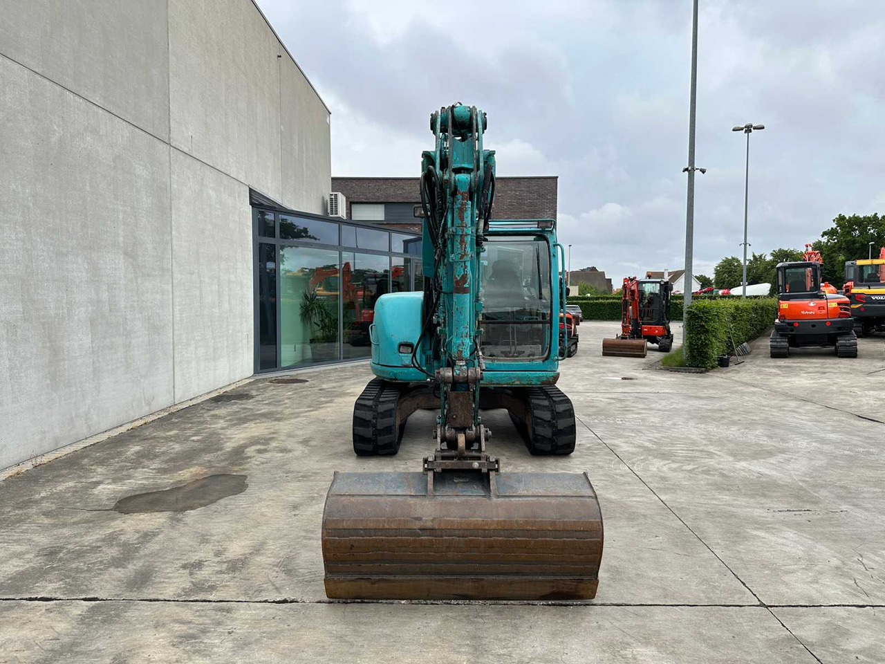 Kobelco SK70SR - Bager guseničar: slika 2 Kobelco SK70SR - Bager guseničar: slika 2