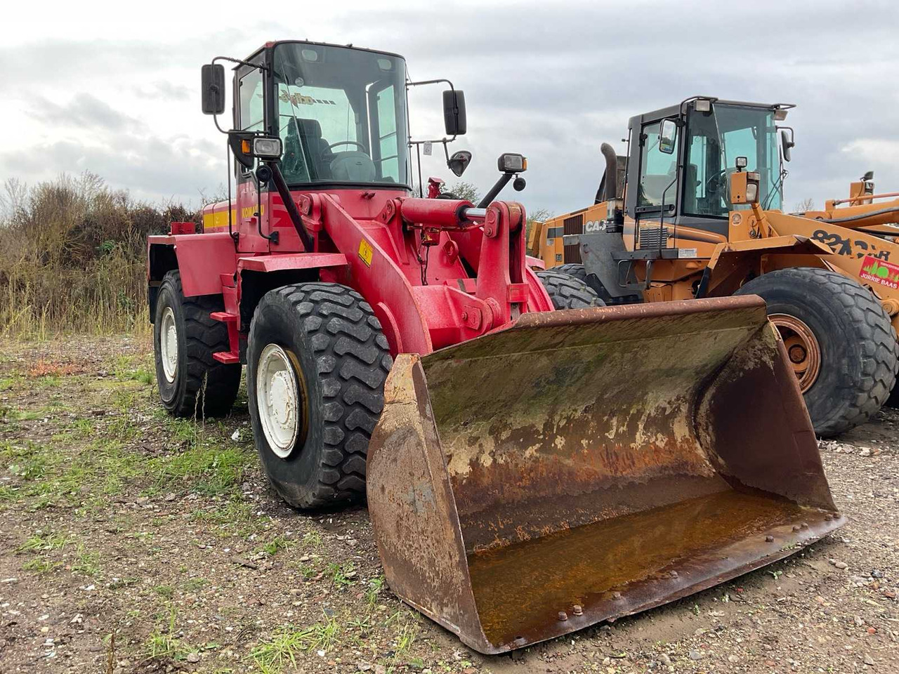 Komatsu WA270 - Utovarivač točkaš: slika 4 Komatsu WA270 - Utovarivač točkaš: slika 4