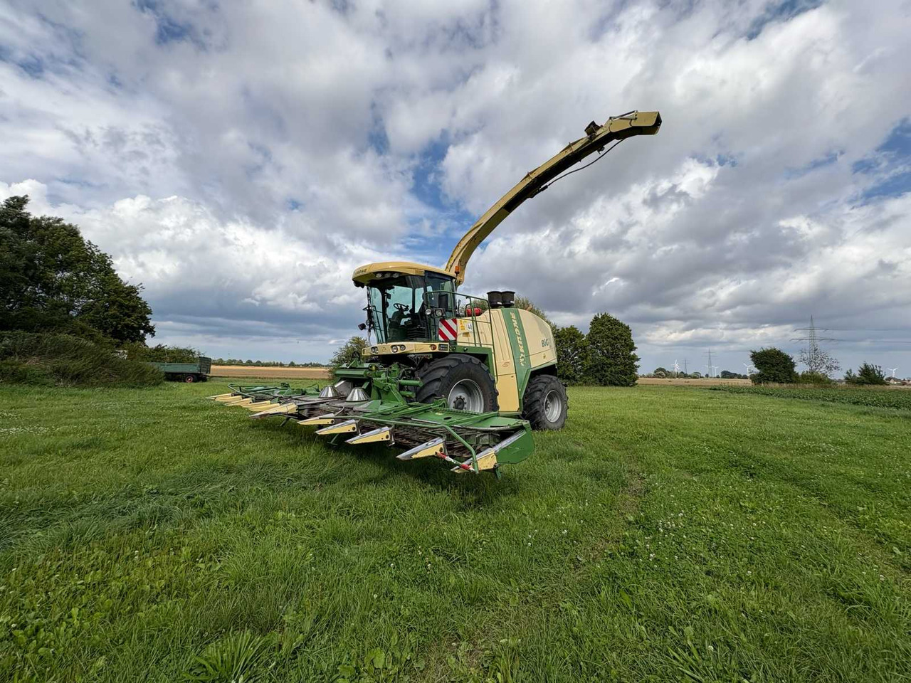 Krone Big X 700 mit EasyCollect 903 - Kombajn za stočnu hranu: slika 1 Krone Big X 700 mit EasyCollect 903 - Kombajn za stočnu hranu: slika 1