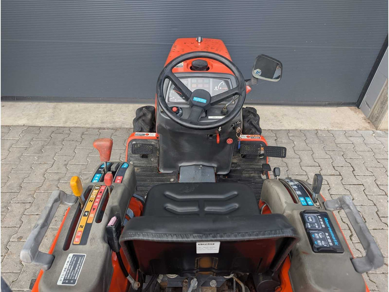 Kubota GB14 - Komunalni traktor: slika 5 Kubota GB14 - Komunalni traktor: slika 5