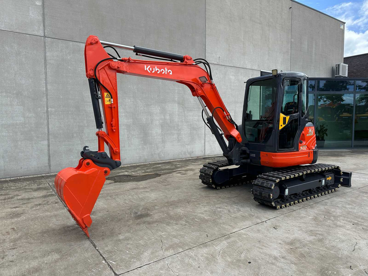 Kubota KX155-3 - Bager guseničar: slika 1 Kubota KX155-3 - Bager guseničar: slika 1