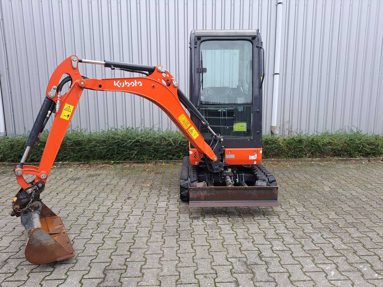 Kubota KX16-04 - Mini bager: slika 2 Kubota KX16-04 - Mini bager: slika 2
