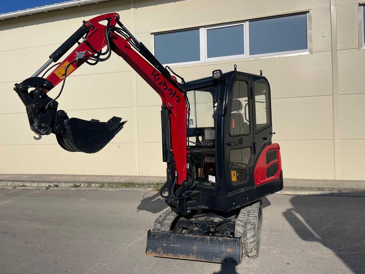 Kubota - Mini bager: slika 1 Kubota - Mini bager: slika 1