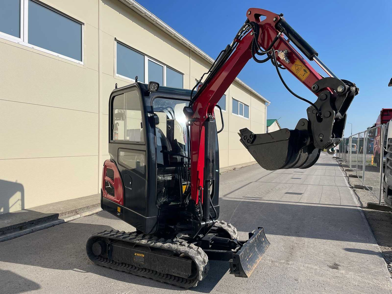 Kubota - Mini bager: slika 3 Kubota - Mini bager: slika 3