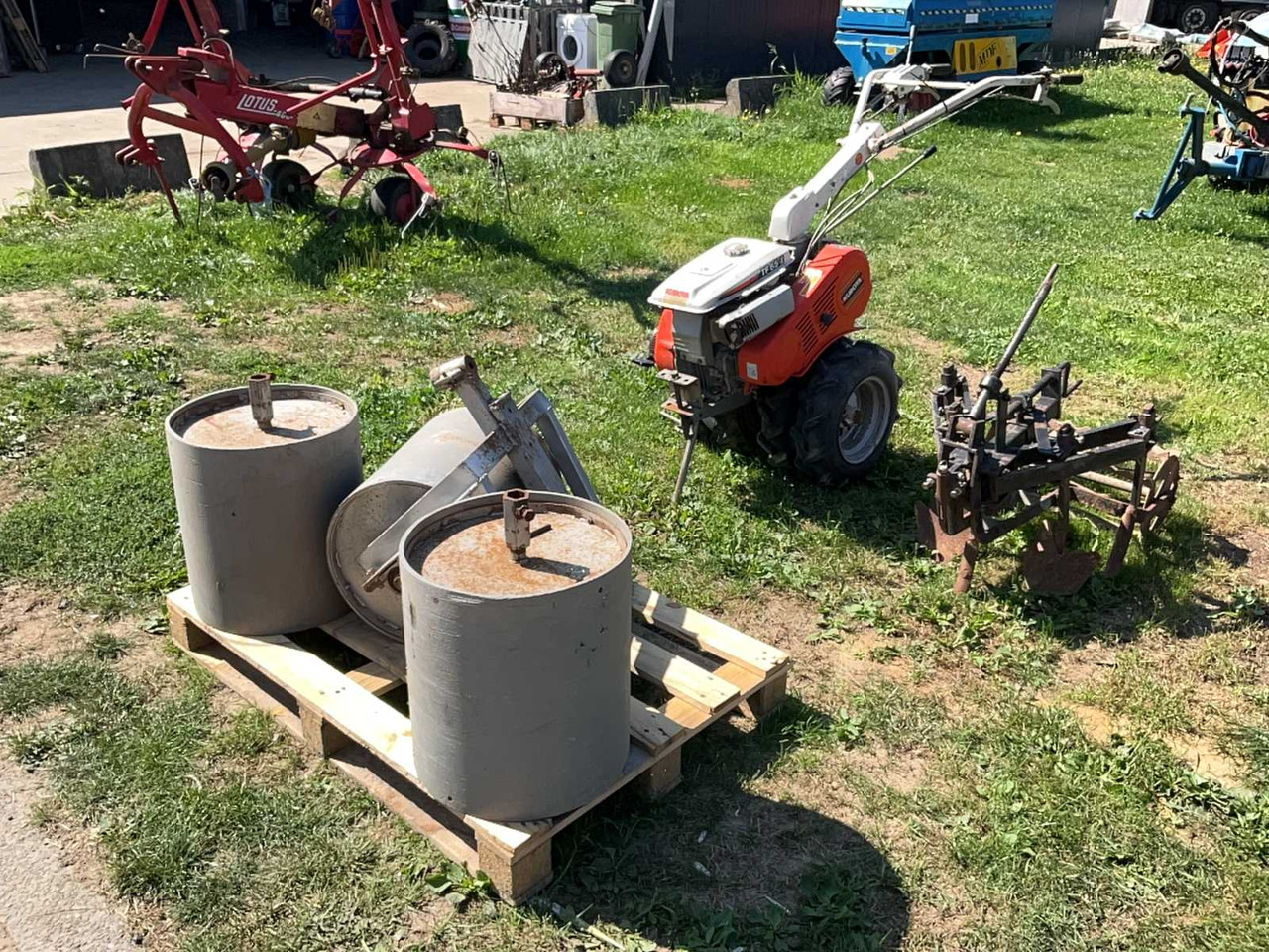 Kubota TF65-II - Komunalni traktor: slika 3 Kubota TF65-II - Komunalni traktor: slika 3