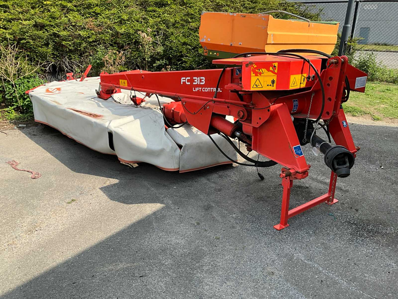 Kuhn FC313-FF - Tarup/ Mulčer: slika 1 Kuhn FC313-FF - Tarup/ Mulčer: slika 1