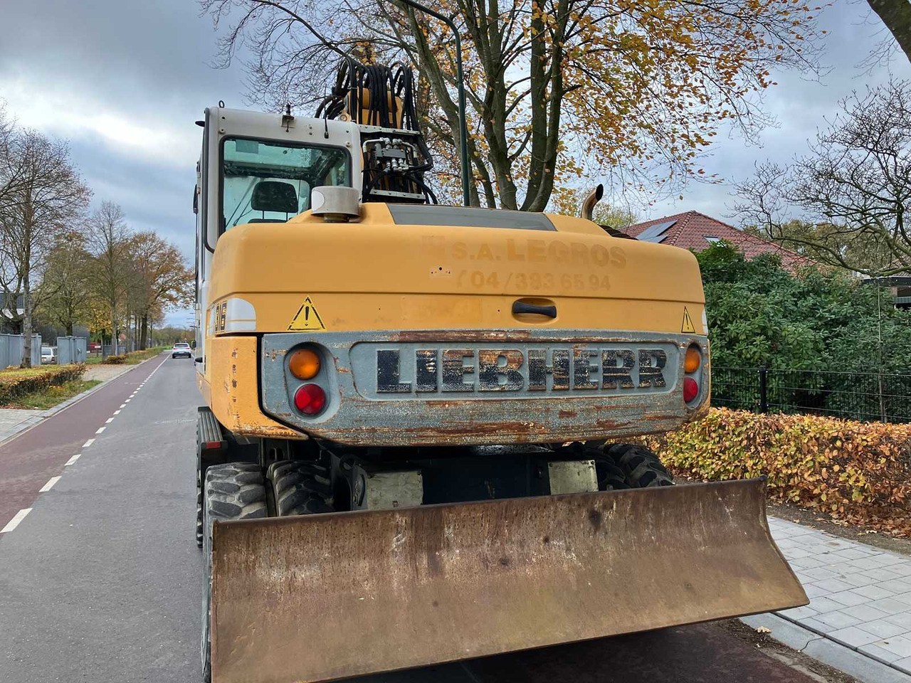 LIEBHERR - 2008 - A316 LITRONIC - WHEELED EXCAVATOR - Bager točkaš: slika 4 LIEBHERR - 2008 - A316 LITRONIC - WHEELED EXCAVATOR - Bager točkaš: slika 4