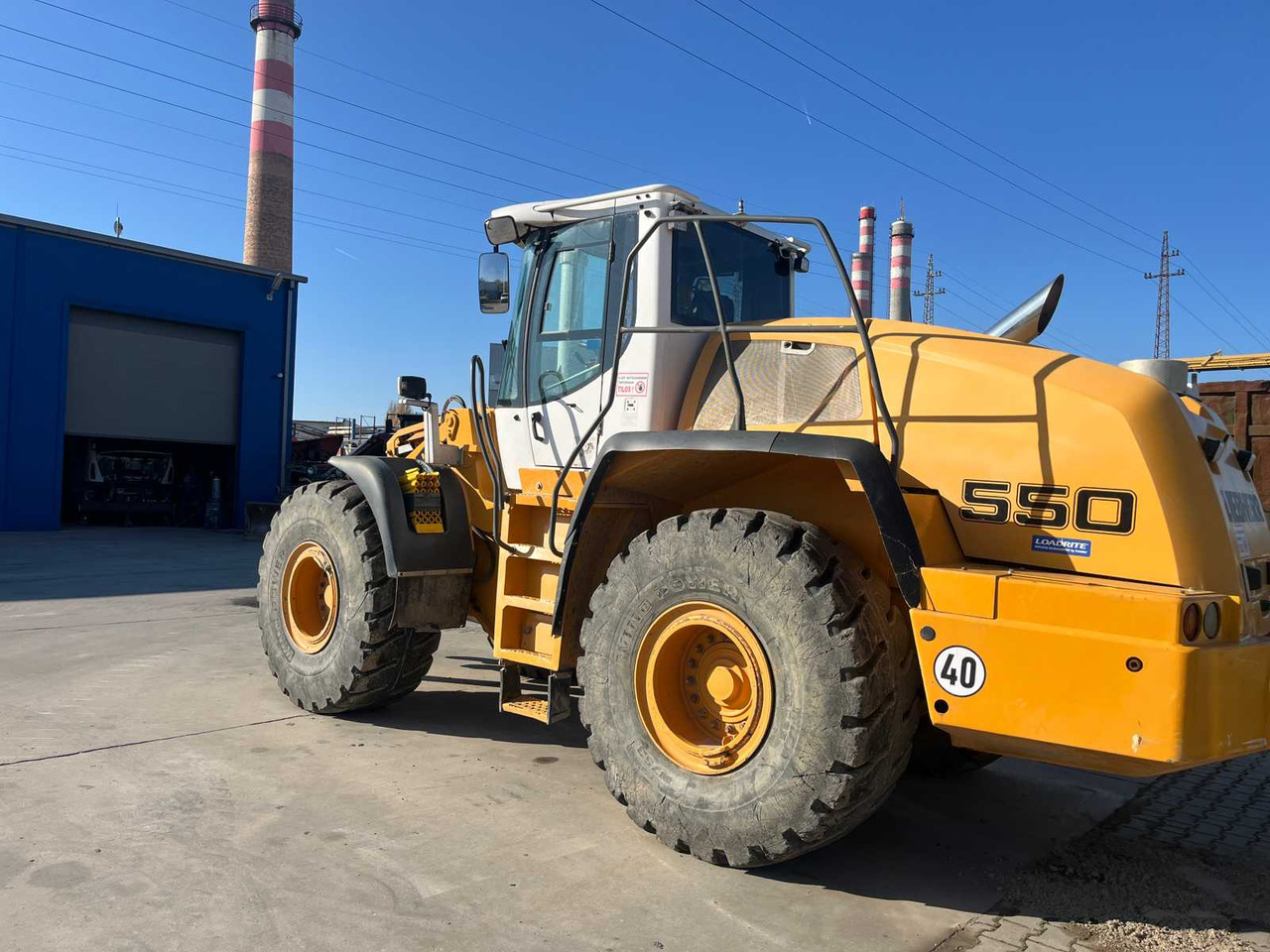 LIEBHERR - L550 - WHEEL LOADER - 2015 - Utovarivač točkaš: slika 3 LIEBHERR - L550 - WHEEL LOADER - 2015 - Utovarivač točkaš: slika 3