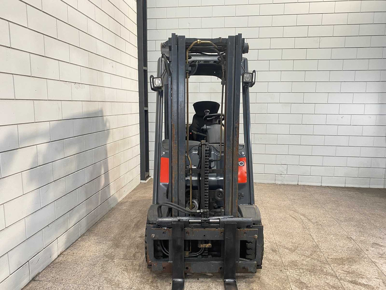 LINDE - 2008 - H20T - FORKLIFT TRUCK - Viljuškar: slika 3 LINDE - 2008 - H20T - FORKLIFT TRUCK - Viljuškar: slika 3