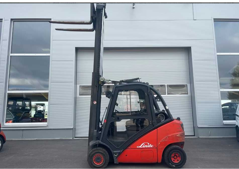 LINDE - H25T - 2004 - FORKLIFT TRUCKS - Viljuškar: slika 4 LINDE - H25T - 2004 - FORKLIFT TRUCKS - Viljuškar: slika 4