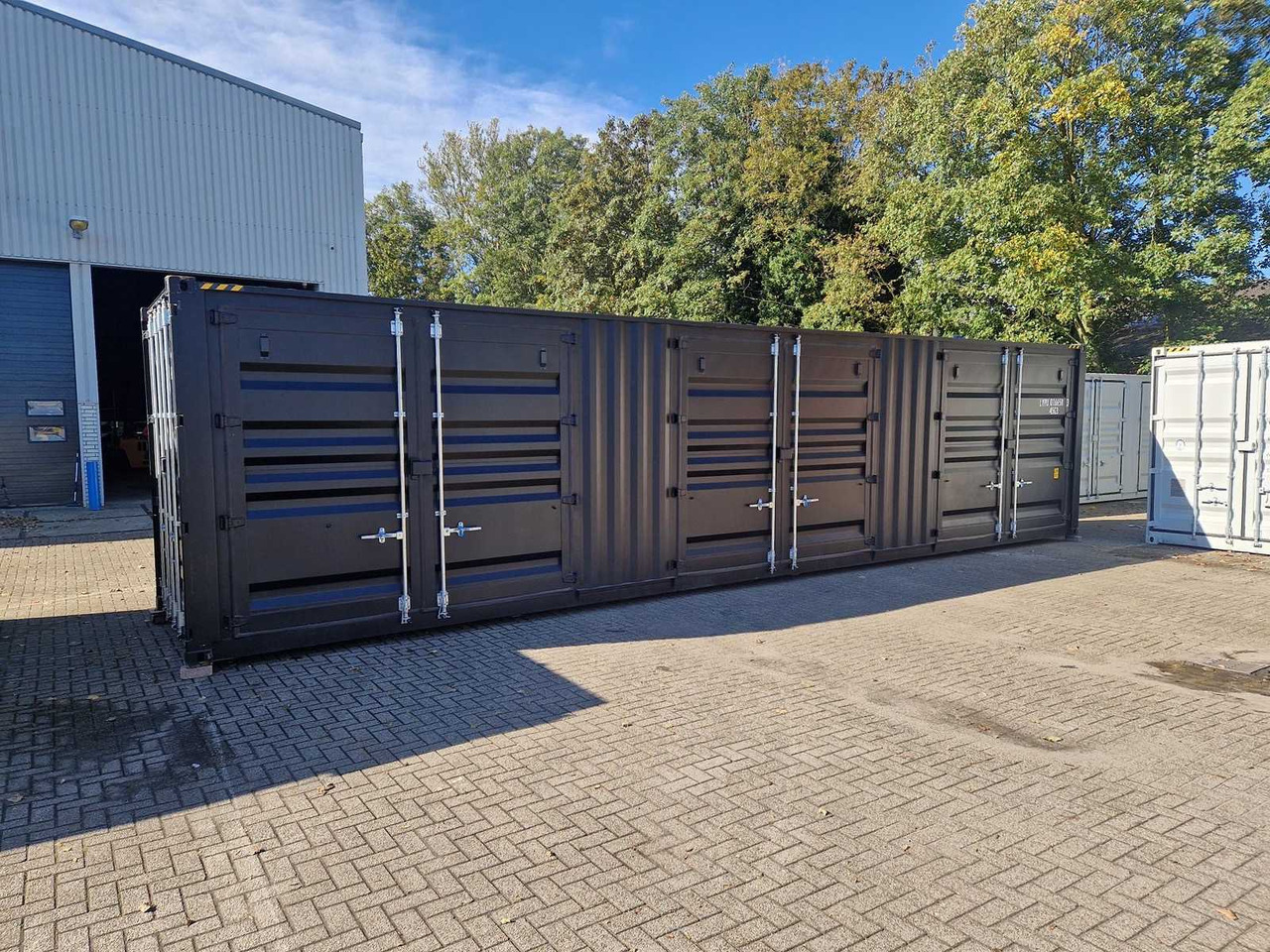 LYPU 40ft high cube zeecontainer met zijdeuren - Brodski kontejner: slika 2 LYPU 40ft high cube zeecontainer met zijdeuren - Brodski kontejner: slika 2