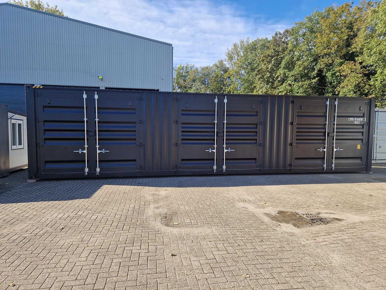 LYPU 40ft high cube zeecontainer met zijdeuren - Brodski kontejner: slika 1 LYPU 40ft high cube zeecontainer met zijdeuren - Brodski kontejner: slika 1