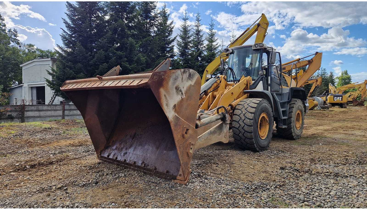 Liebherr L550 - Utovarivač točkaš: slika 1 Liebherr L550 - Utovarivač točkaš: slika 1