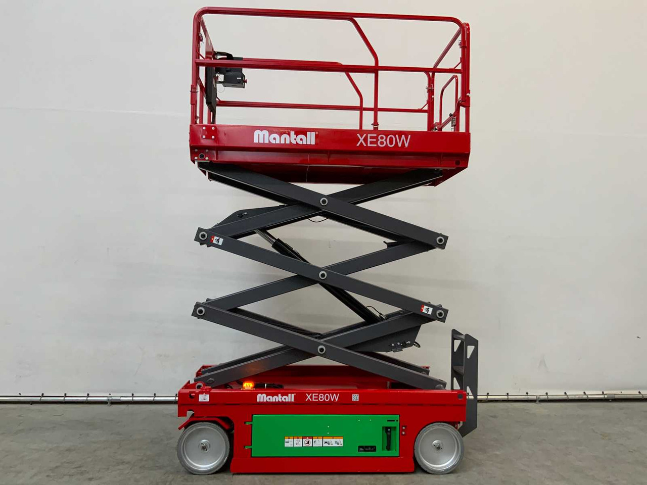 MANTALL - XE80W - SCISSOR LIFT AERIAL PLATFORM 8M - Vazdušna platforma: slika 4 MANTALL - XE80W - SCISSOR LIFT AERIAL PLATFORM 8M - Vazdušna platforma: slika 4