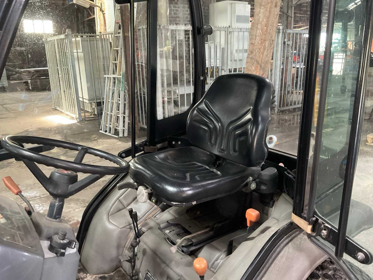 Mali traktor Massey Ferguson 1523: slika 12