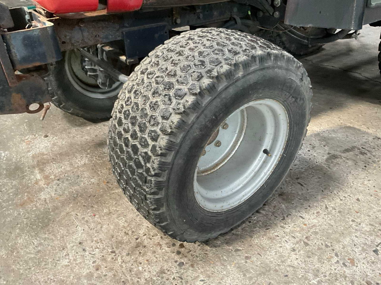 Mali traktor Massey Ferguson 1523: slika 8