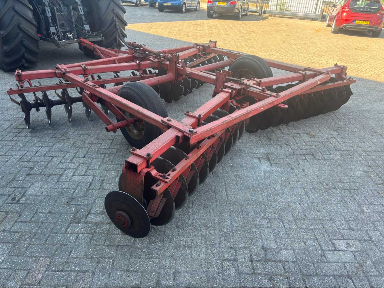 Massey ferguson 520 - Tanjirača: slika 3 Massey ferguson 520 - Tanjirača: slika 3