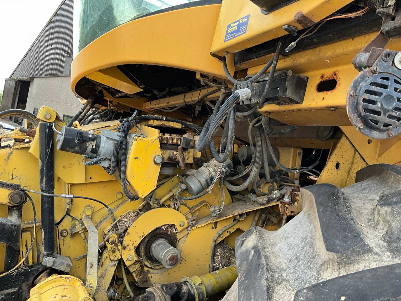 Traktor New Holland FX28: slika 37