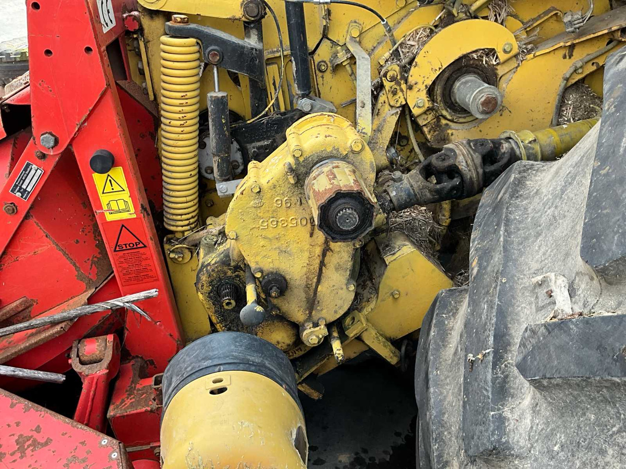 Traktor New Holland FX28: slika 35