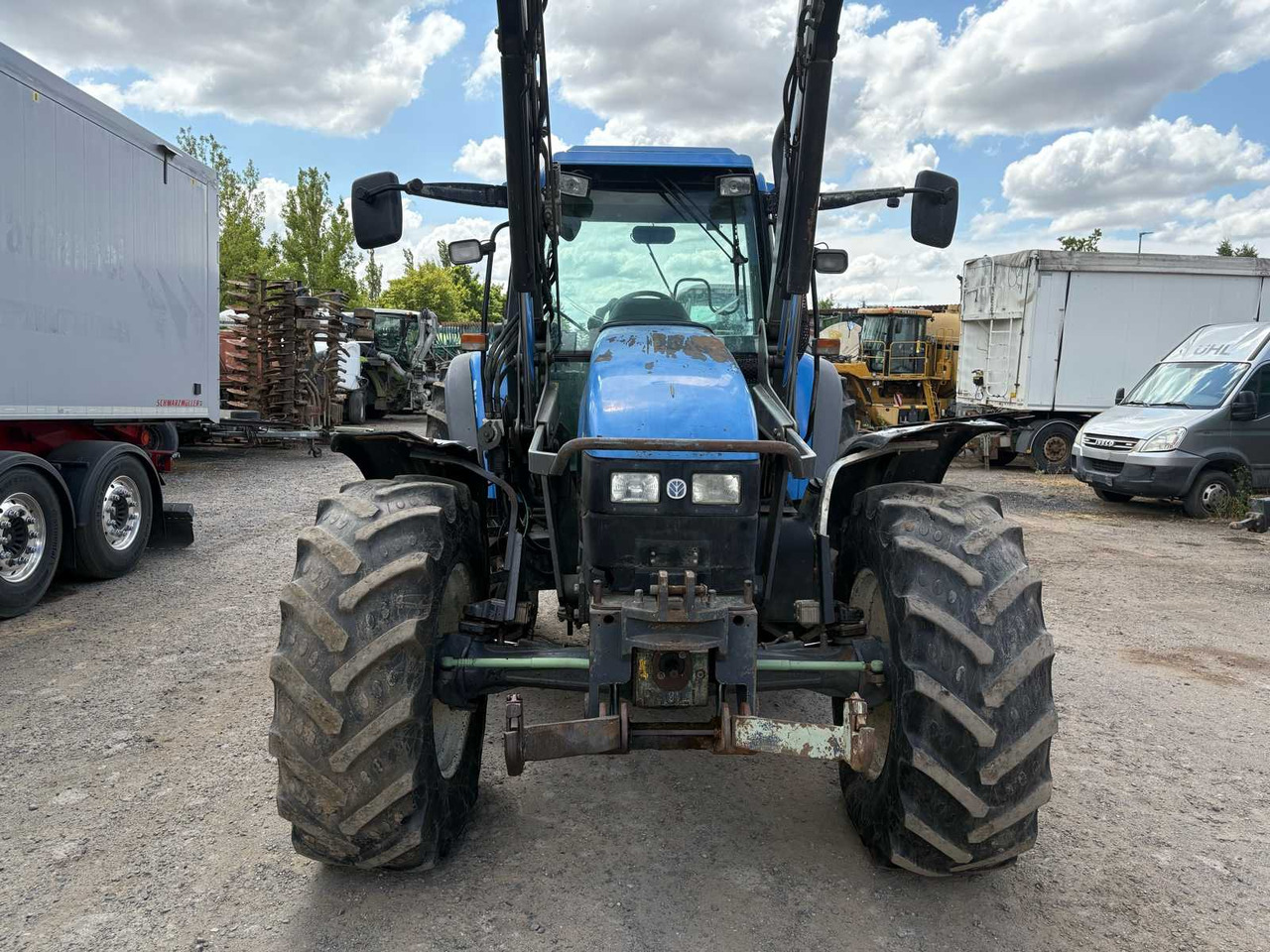 New Holland TM115 mit Frontlader - Traktor: slika 2 New Holland TM115 mit Frontlader - Traktor: slika 2