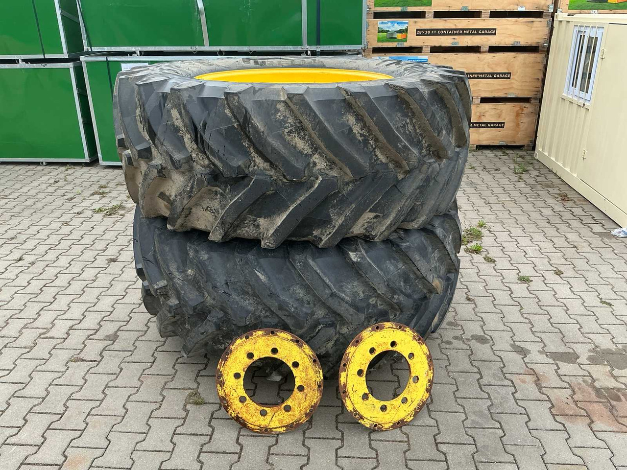 Pirelli TM800 - Шины и диски za Traktor: slika 1 Pirelli TM800 - Шины и диски za Traktor: slika 1
