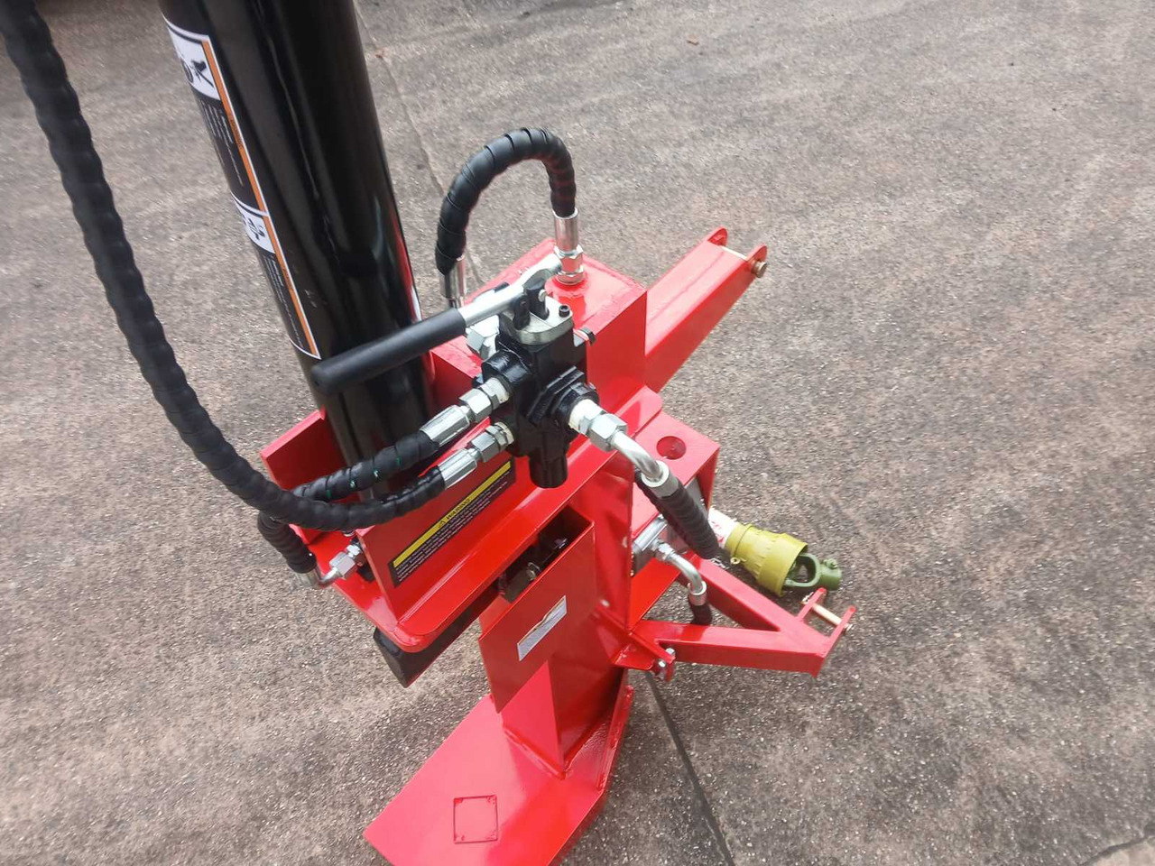 Poljoprivredna mašina LS22T: slika 6 Poljoprivredna mašina LS22T: slika 6